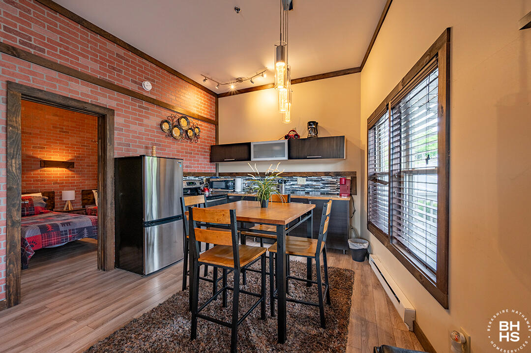 Lake Placid, New York 12946, United States, 2 Bedrooms Bedrooms, ,1 BathroomBathrooms,Residential,Active,139524