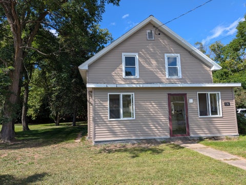 Homes For Sale - 136 Pleasant Street<br/> Keeseville, NY 12944