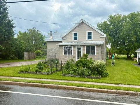 Homes For Sale - 26 Lake Street<br/> Chateaugay, NY 12920