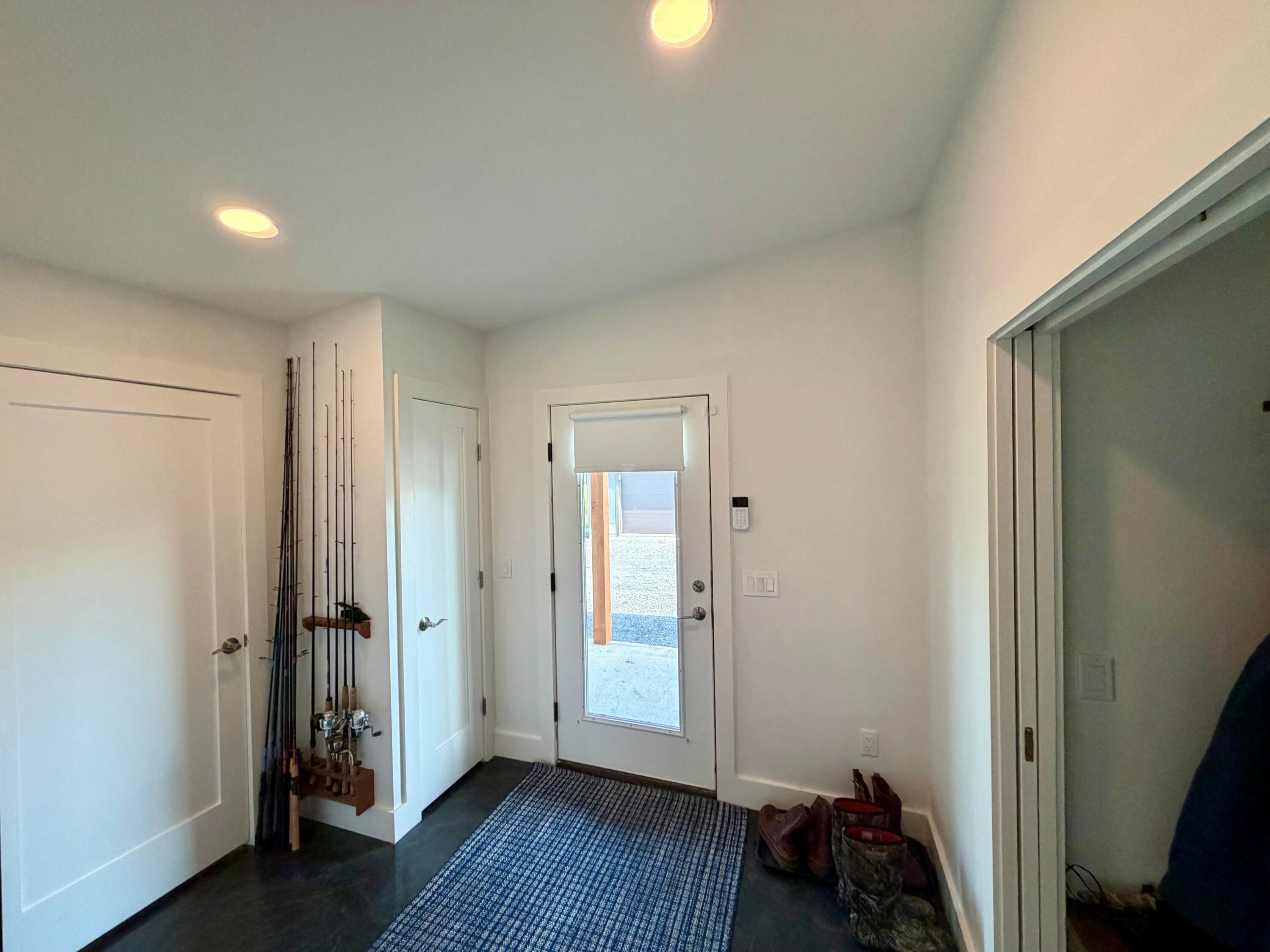 64 Dumont Road