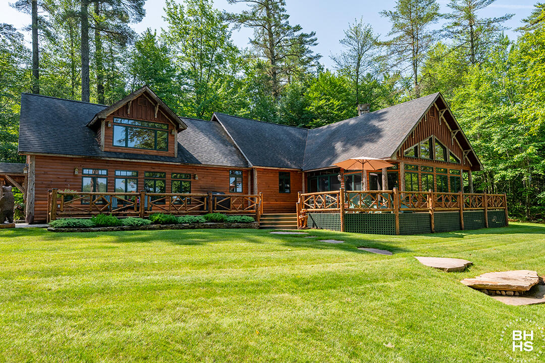 Rainbow Lake, New York 12976, United States, 4 Bedrooms Bedrooms, ,3 BathroomsBathrooms,Residential,Active,181143
