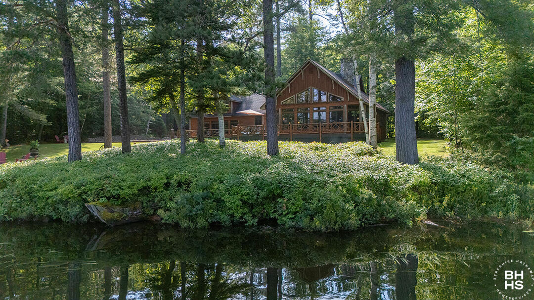 Rainbow Lake, New York 12976, United States, 4 Bedrooms Bedrooms, ,3 BathroomsBathrooms,Residential,Active,181143