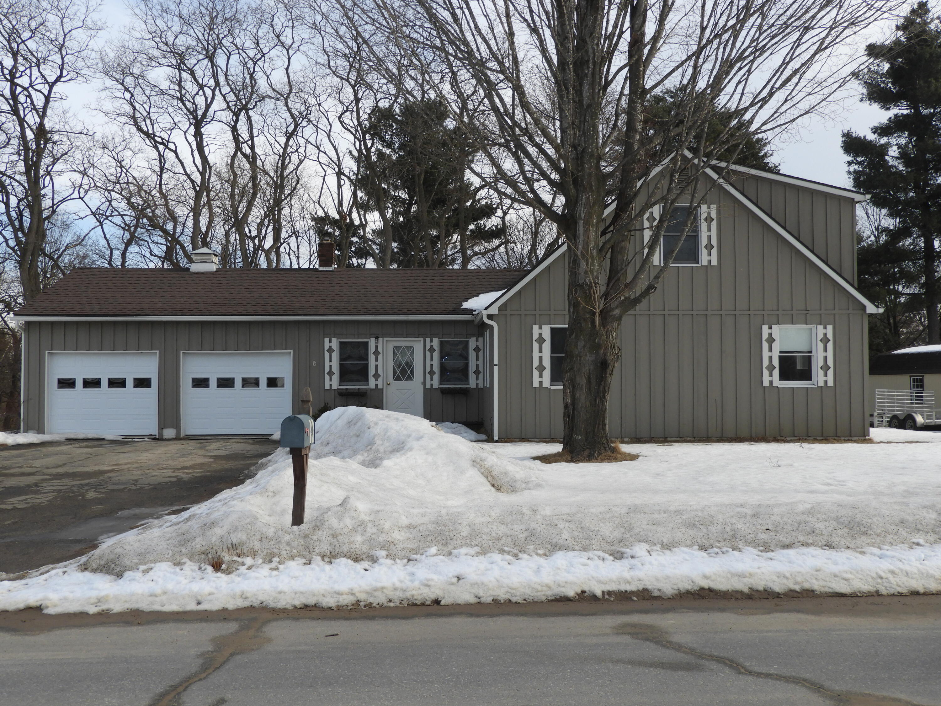 40 Joyce Avenue, Morrisonville, New York image 2
