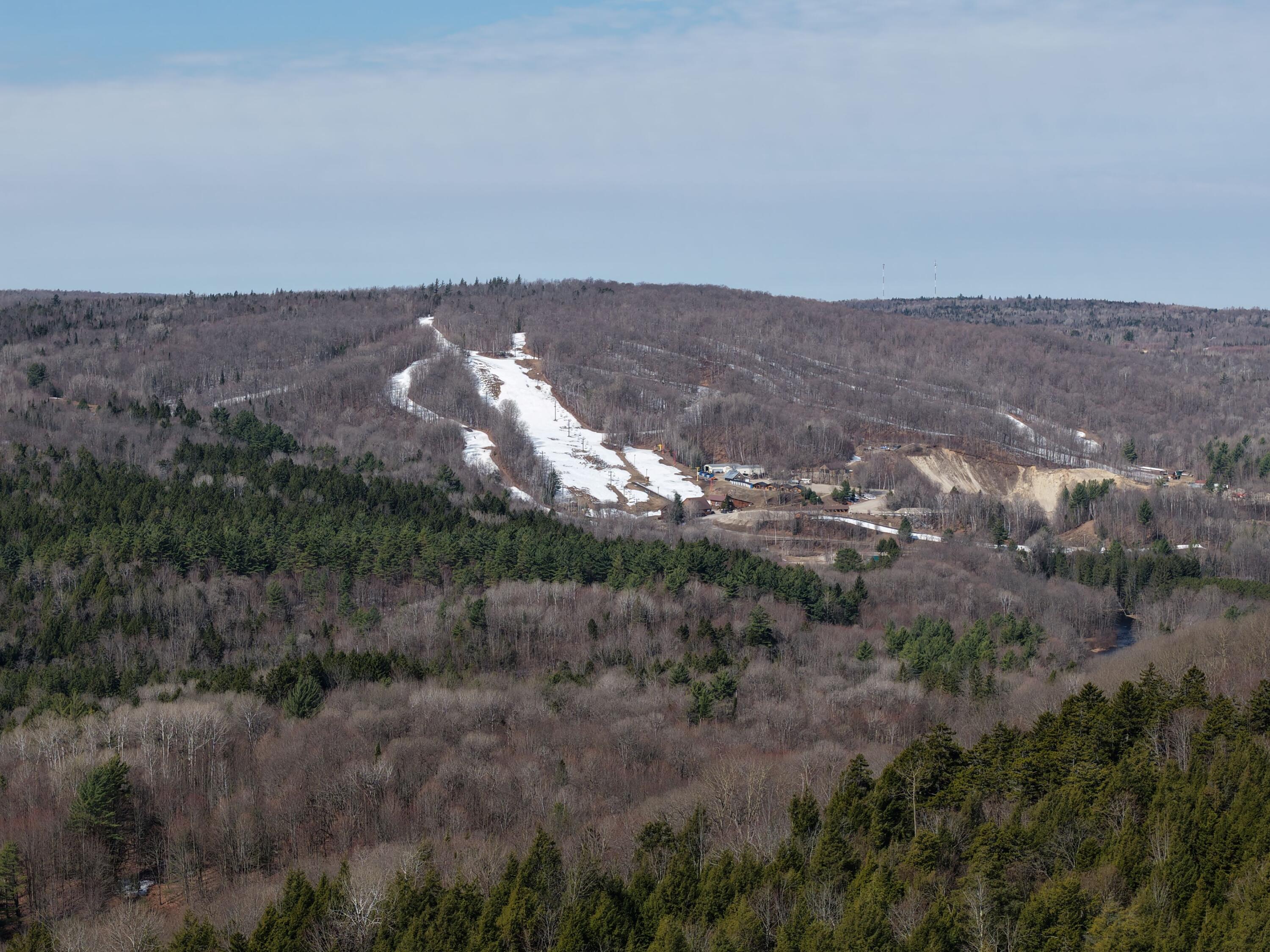 87 Pine Knolls Trail