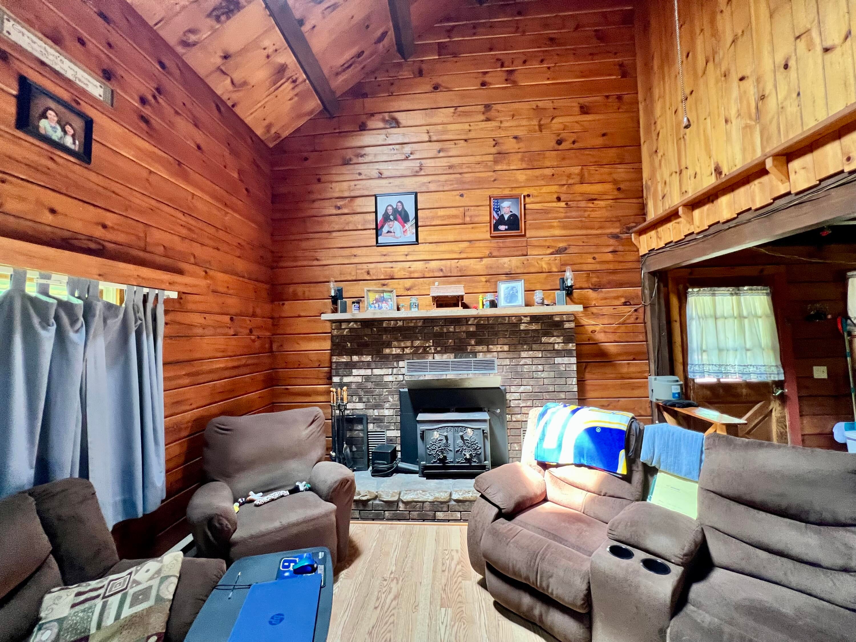 24 Lauradee Drive