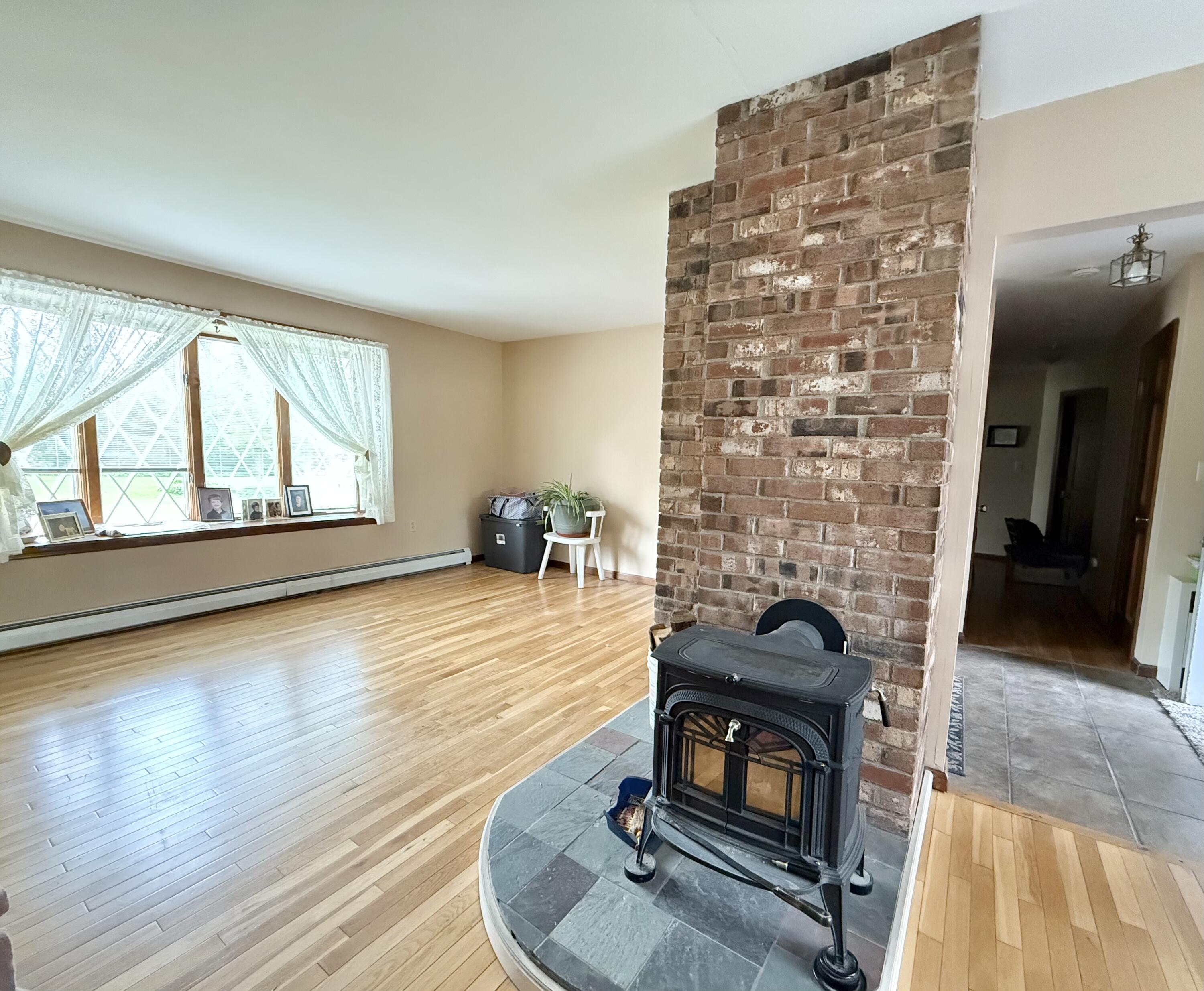 1245 Cumberland Head Road