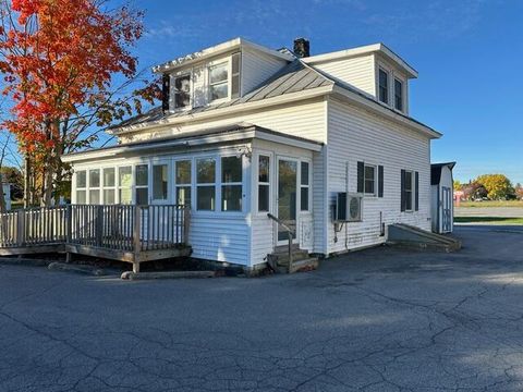 Homes For Sale - 42 Champlain Street<br/> Clinton County, Rouses Point, NY 12979