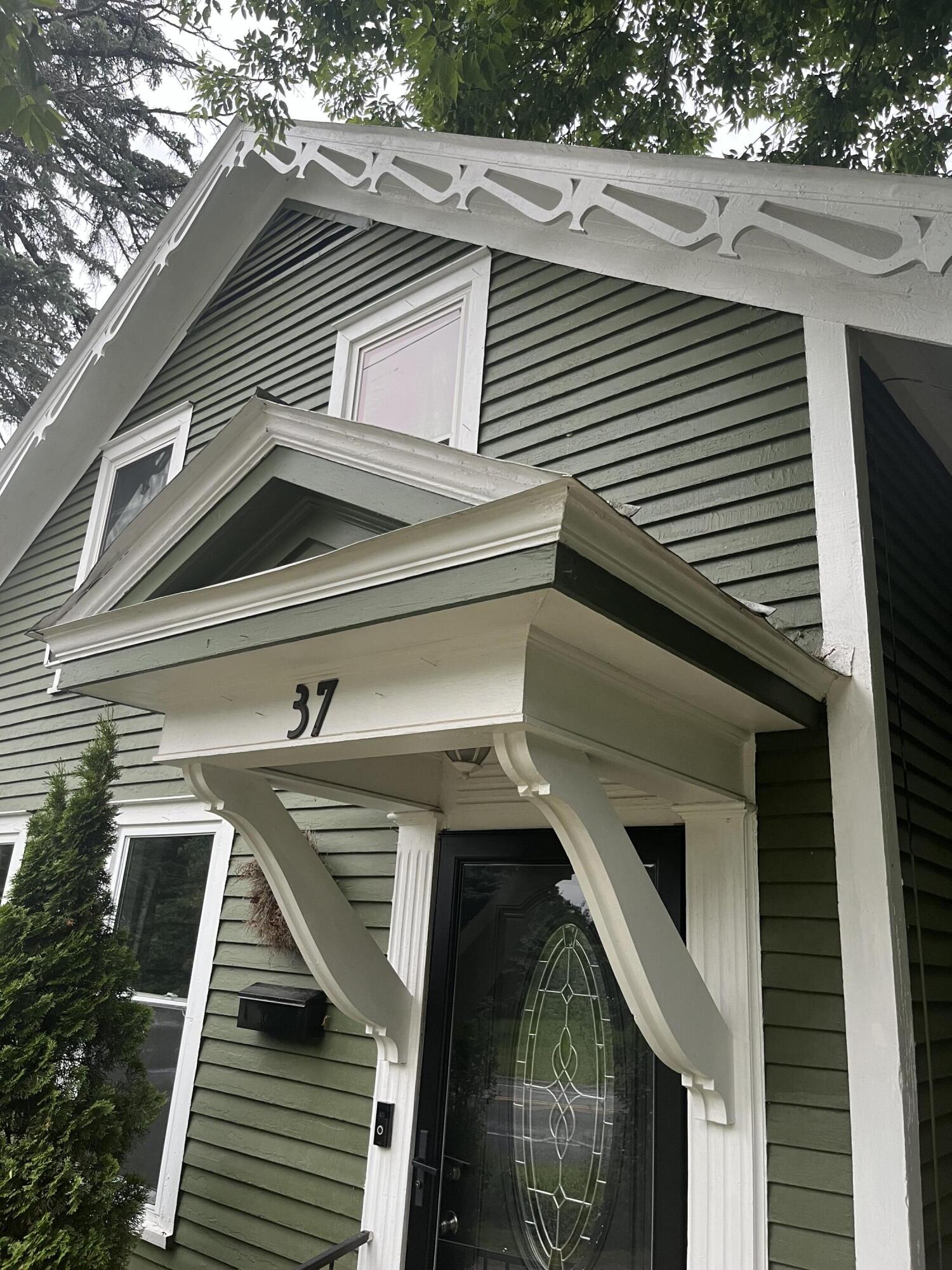 37 W Church Street