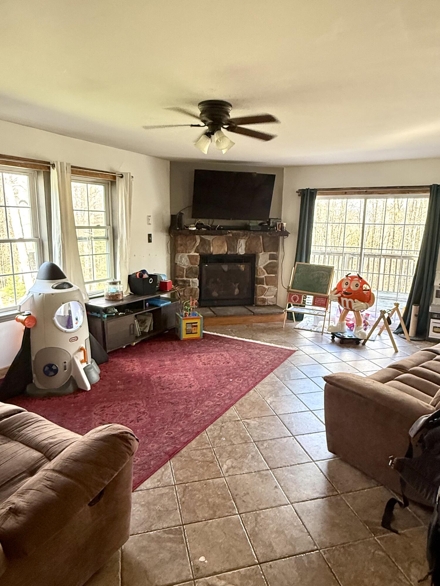 29 Reservoir Lane, Bloomingdale, New York image 13