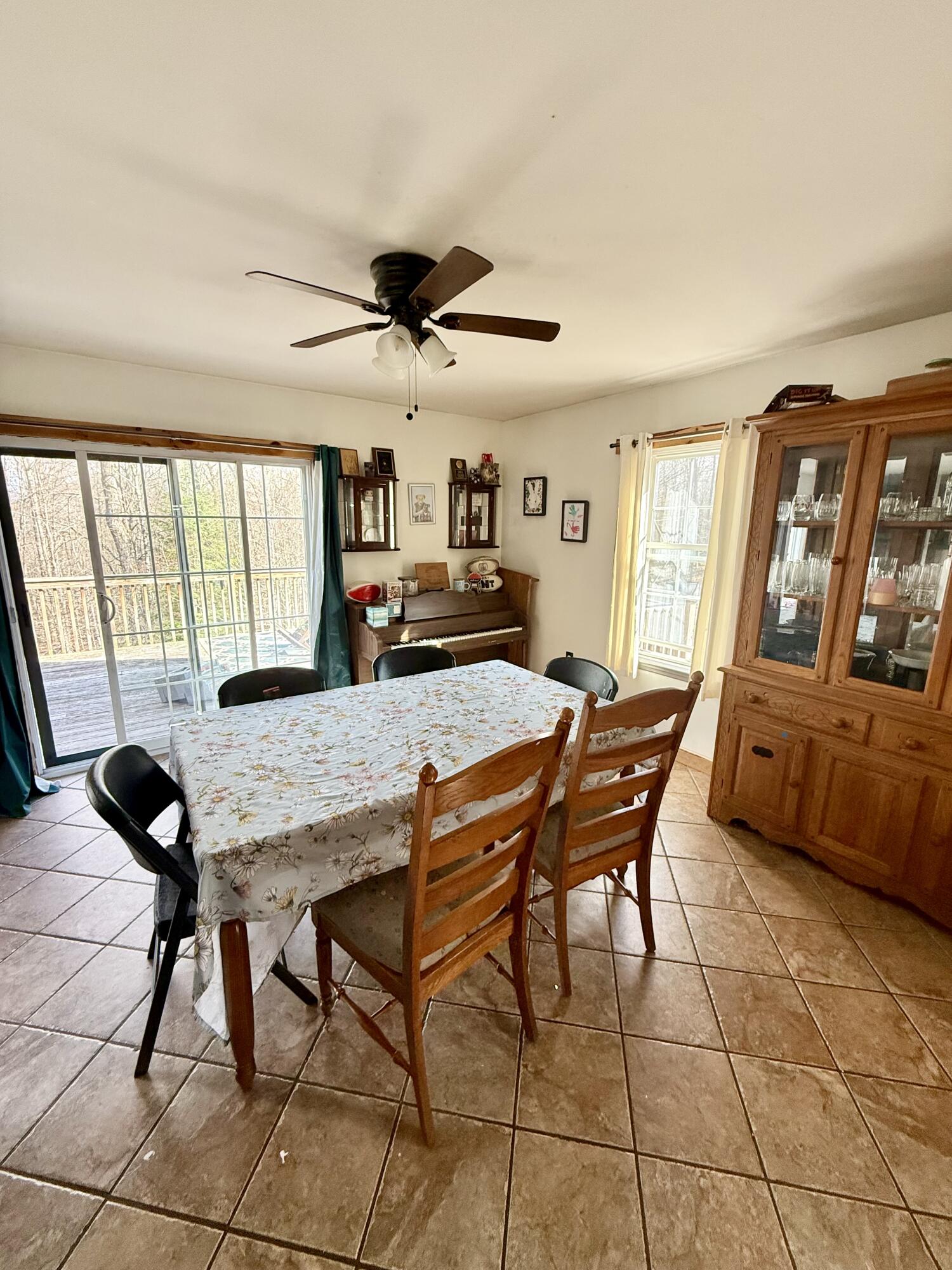 29 Reservoir Lane, Bloomingdale, New York image 10