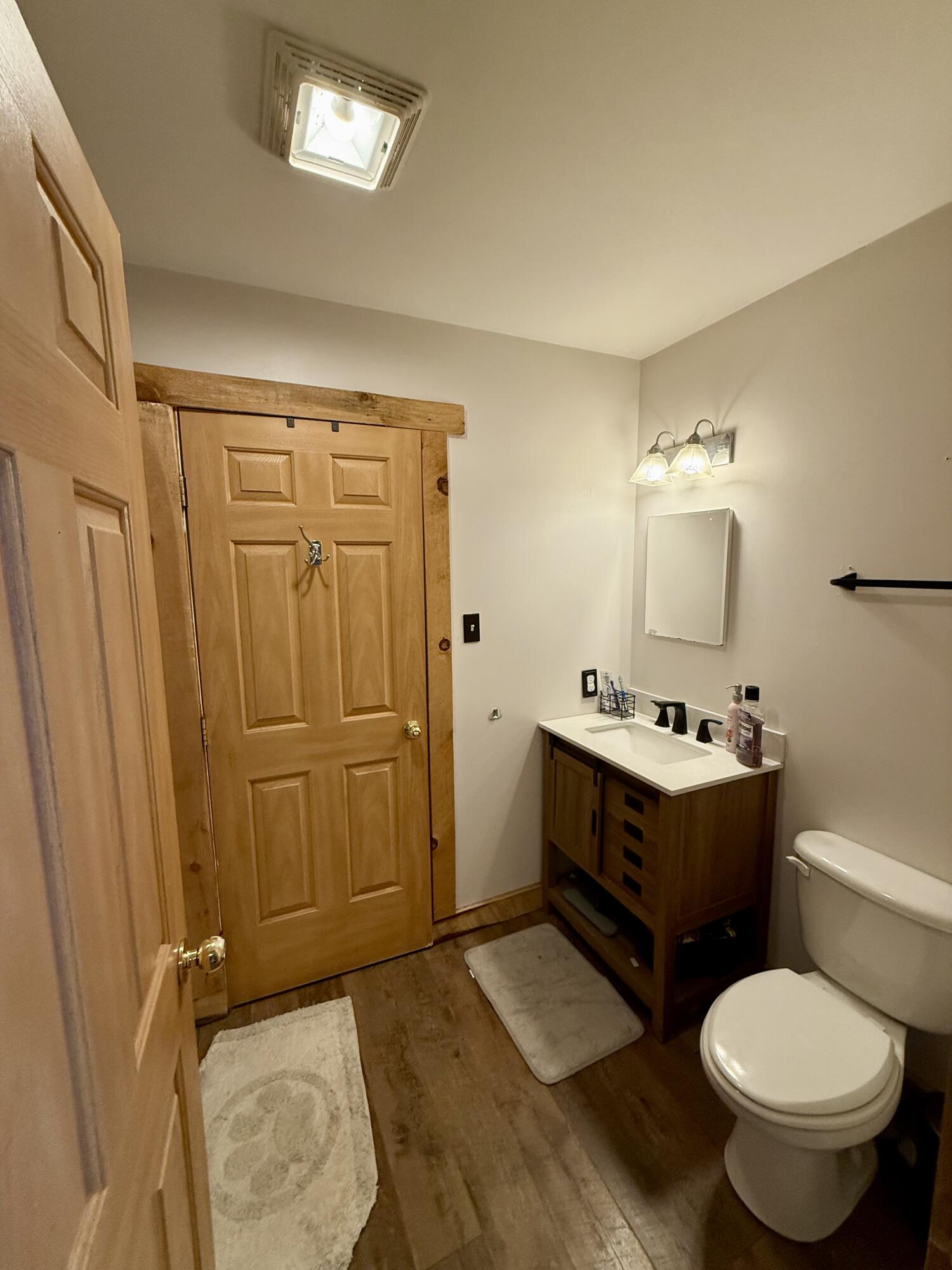 29 Reservoir Lane, Bloomingdale, New York image 19