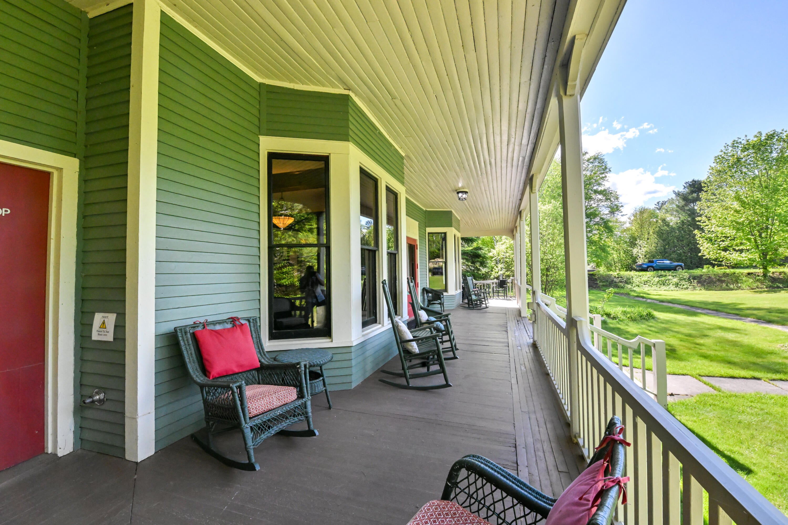 9 Loon Lake Terrace