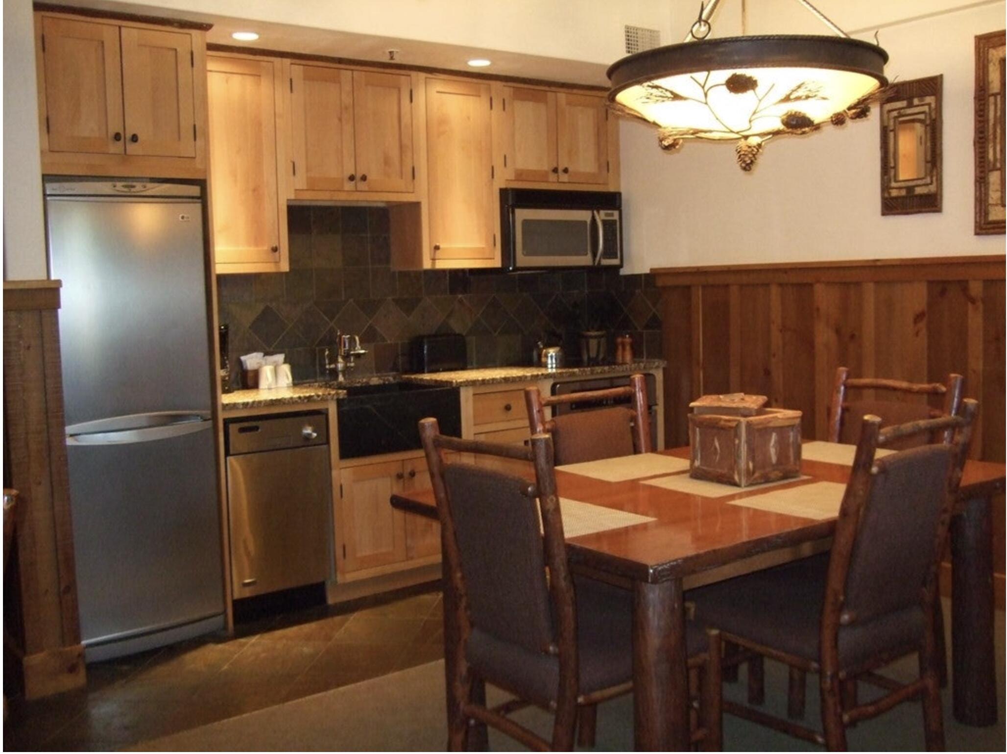 7 Whiteface Inn Ln Lane #119, int 1 and/or 3