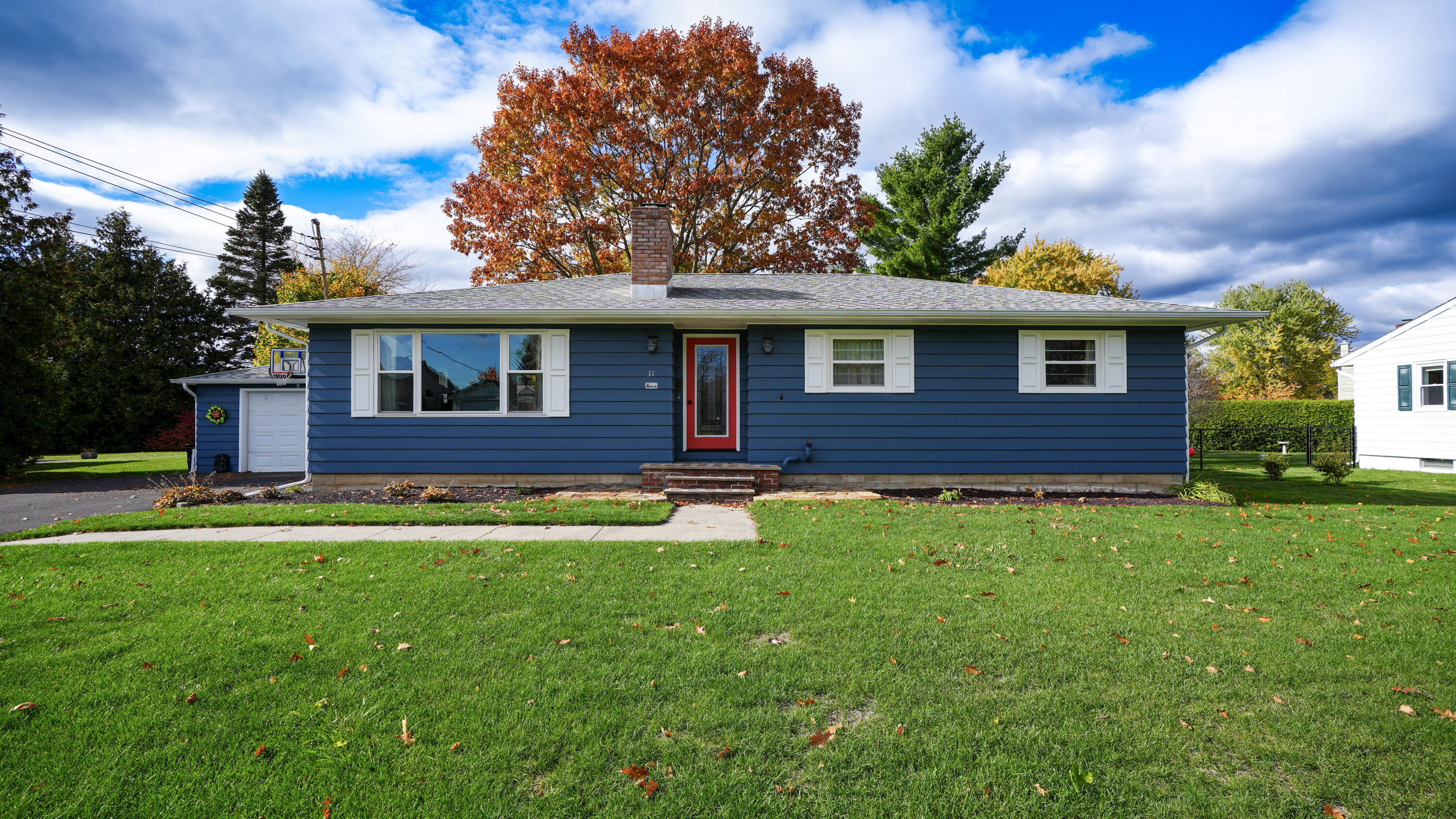 11 Laflure Lane