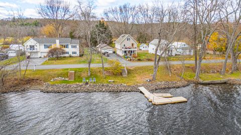 Homes For Sale - 325 River Road<br/> Stillwater, NY 12170