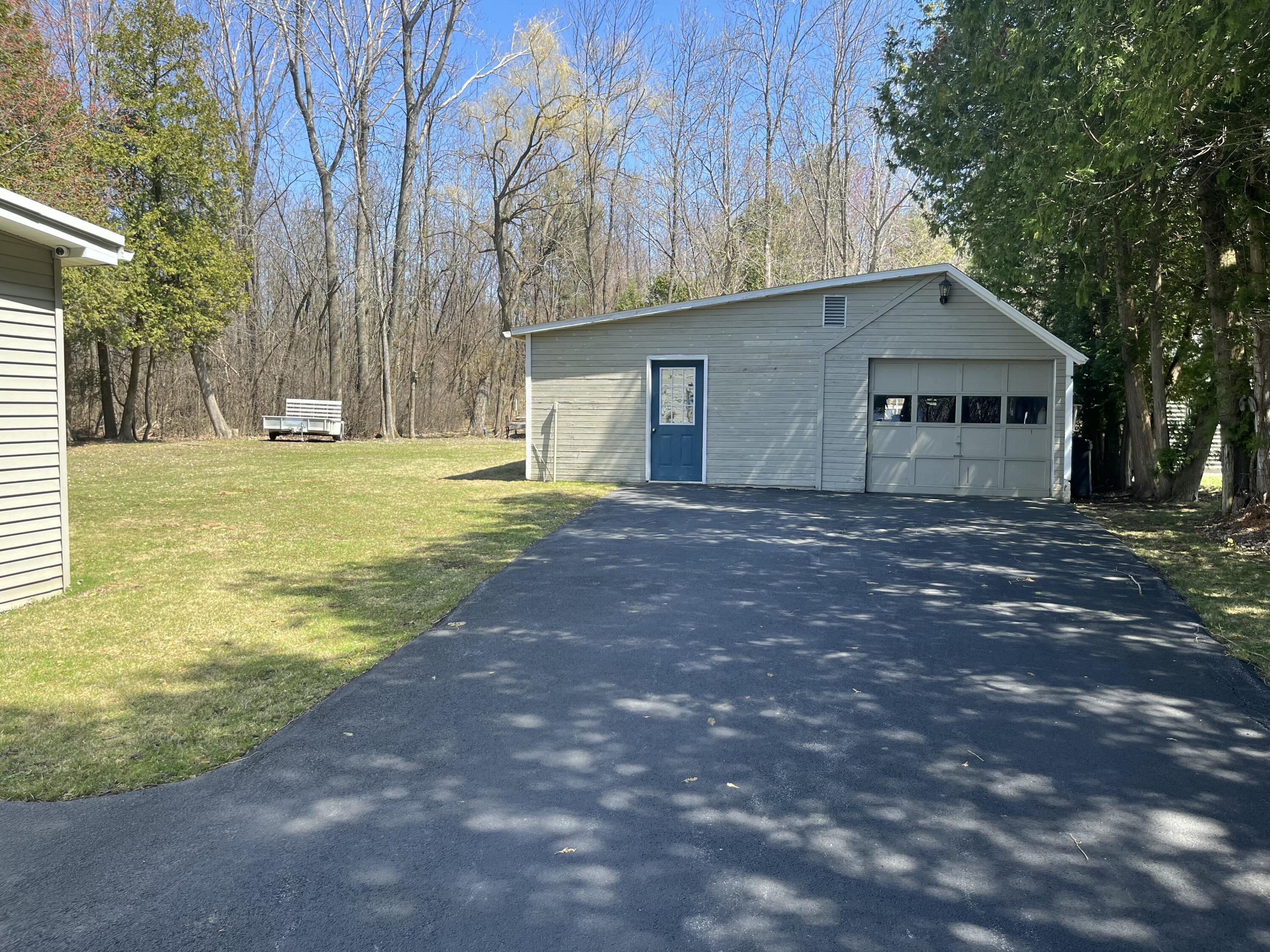 483 Cumberland Head Road, Plattsburgh, New York image 35