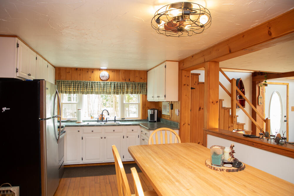 483 Cumberland Head Road, Plattsburgh, New York image 13