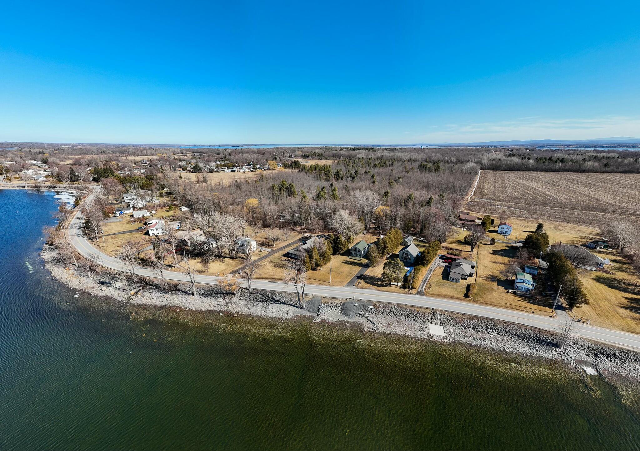 483 Cumberland Head Road, Plattsburgh, New York image 40