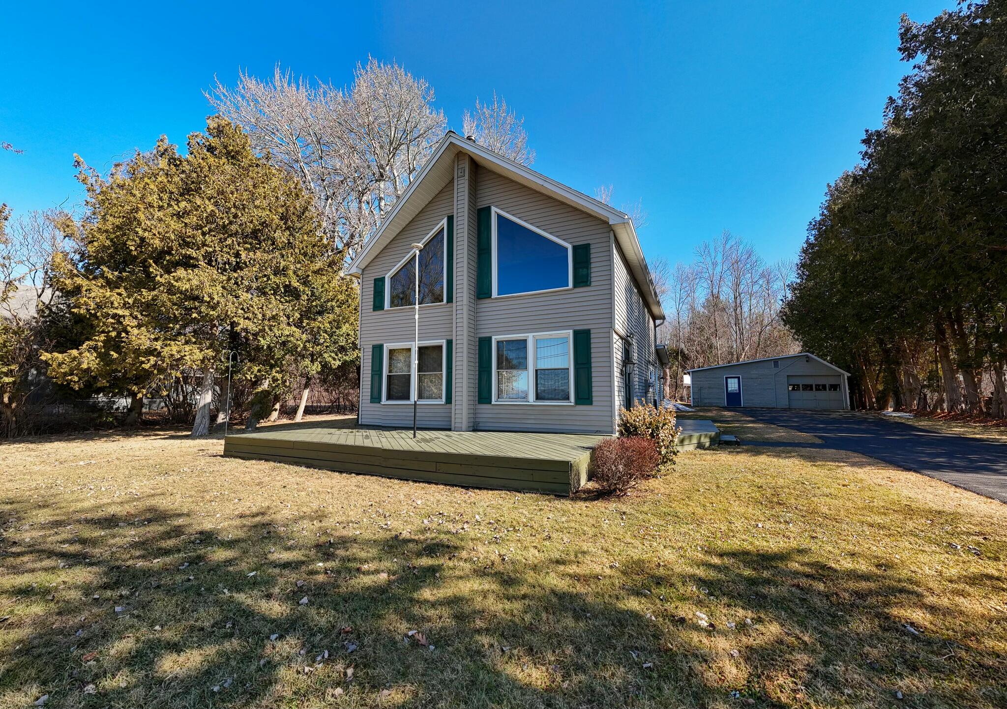 483 Cumberland Head Road, Plattsburgh, New York image 1