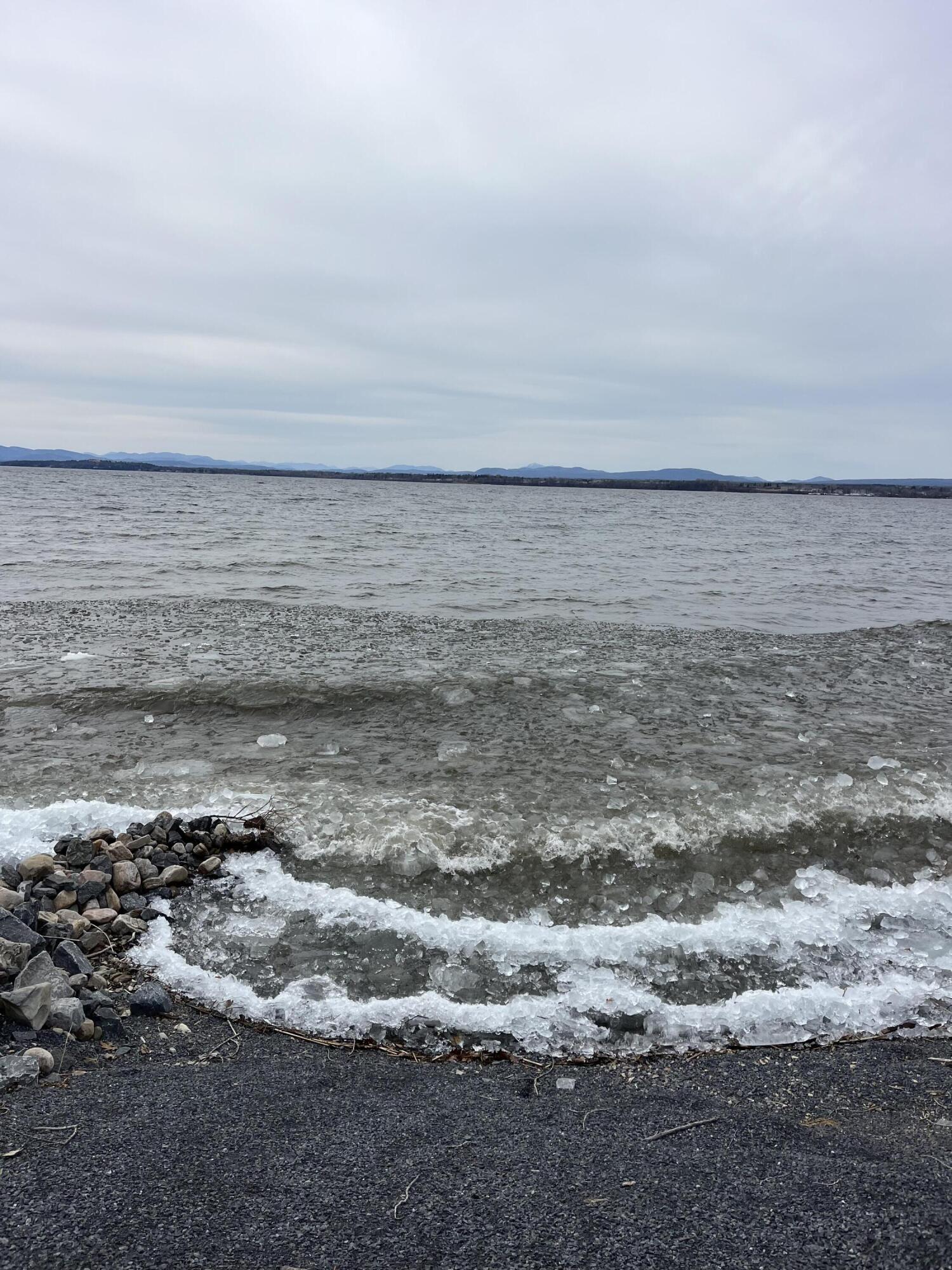 483 Cumberland Head Road, Plattsburgh, New York image 3