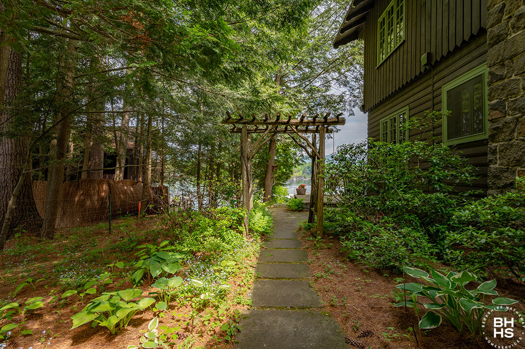 Lake Placid, New York 12946, United States, 10 Bedrooms Bedrooms, ,8 BathroomsBathrooms,Residential,Active,160626