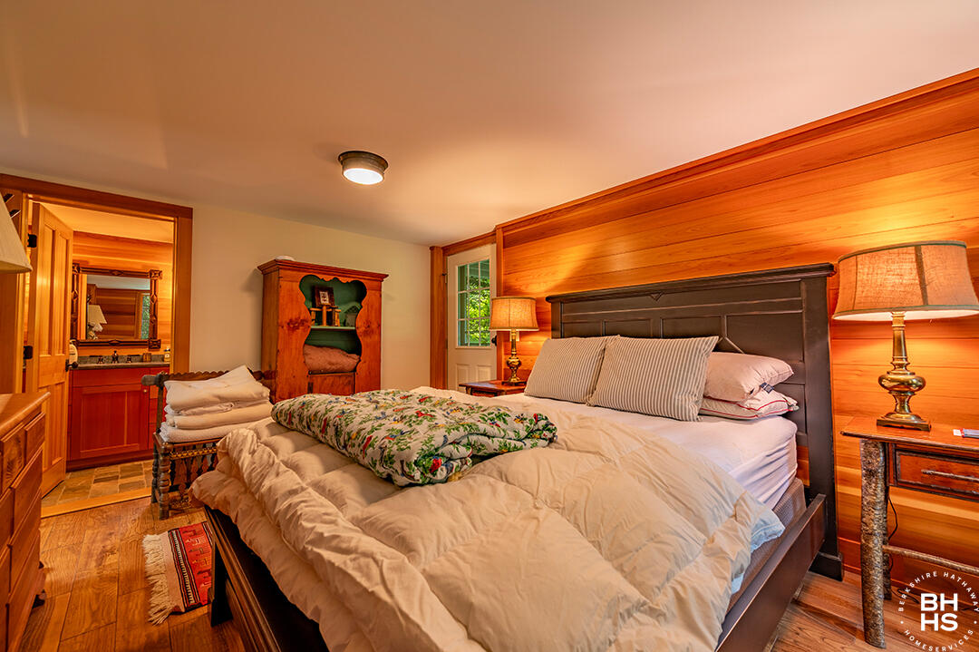 Lake Placid, New York 12946, United States, 10 Bedrooms Bedrooms, ,8 BathroomsBathrooms,Residential,Active,160626