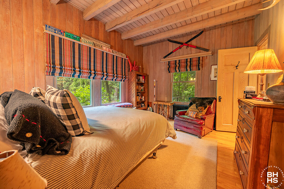 Lake Placid, New York 12946, United States, 10 Bedrooms Bedrooms, ,8 BathroomsBathrooms,Residential,Active,160626