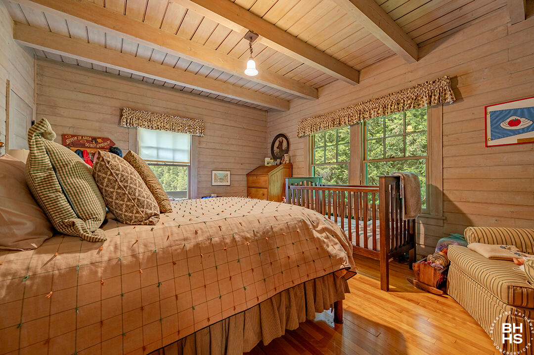 Lake Placid, New York 12946, United States, 10 Bedrooms Bedrooms, ,8 BathroomsBathrooms,Residential,Active,160626