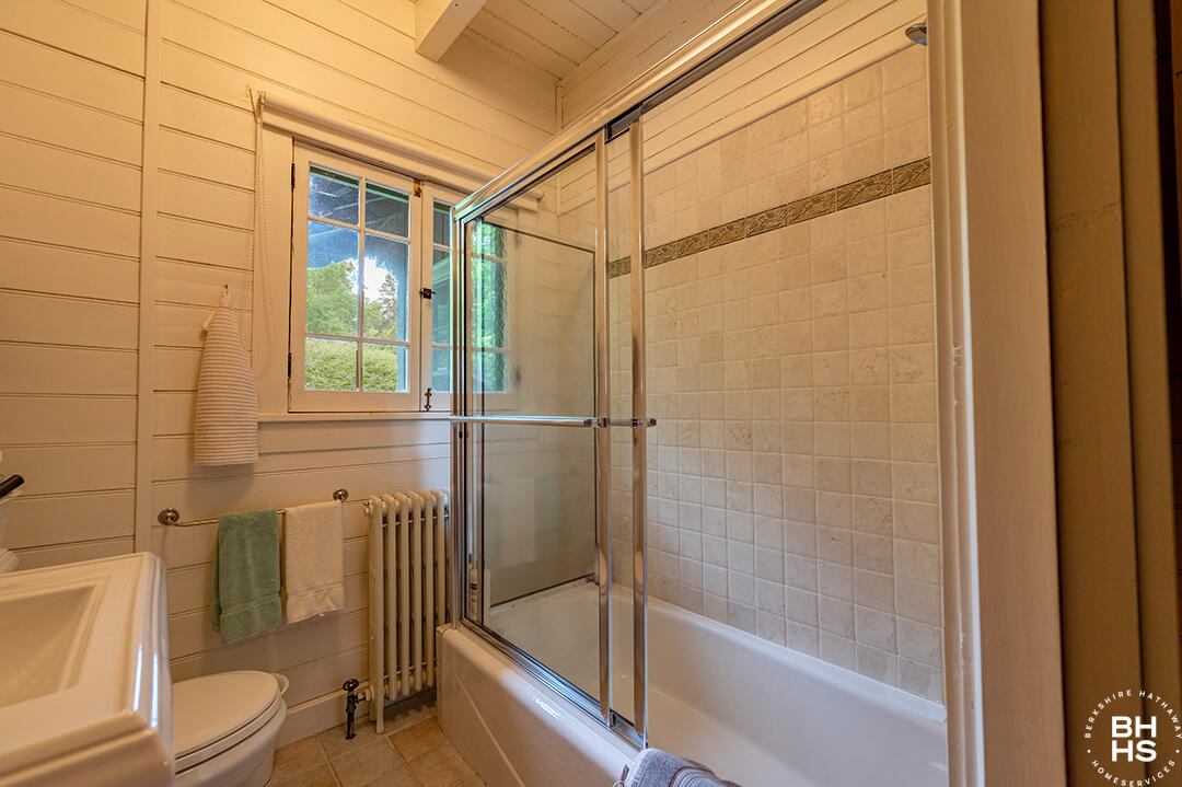 Lake Placid, New York 12946, United States, 10 Bedrooms Bedrooms, ,8 BathroomsBathrooms,Residential,Active,160626