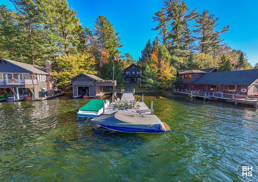 Lake Placid, New York 12946, United States, 10 Bedrooms Bedrooms, ,8 BathroomsBathrooms,Residential,Active,160626