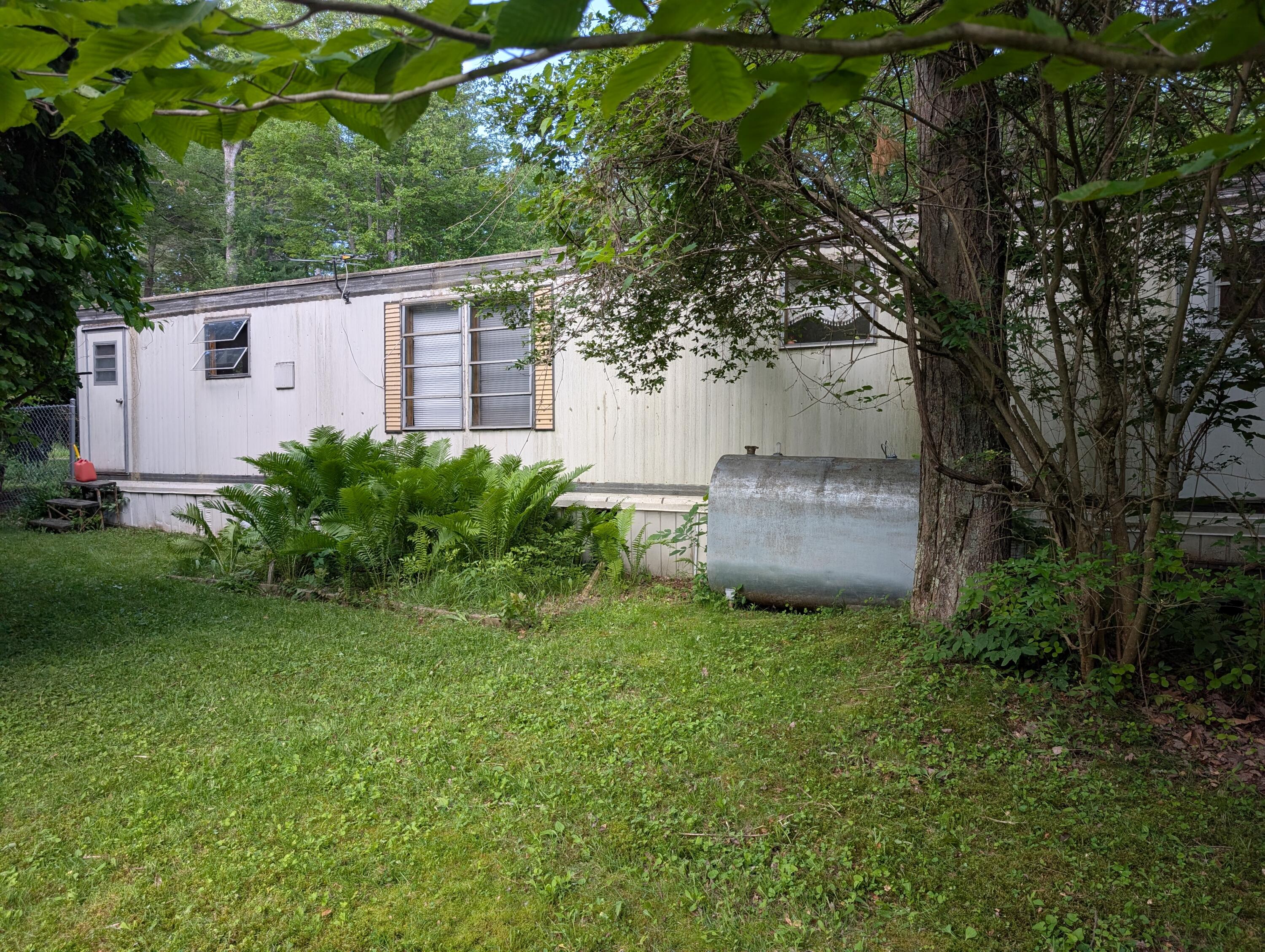 8 Spruce Avenue