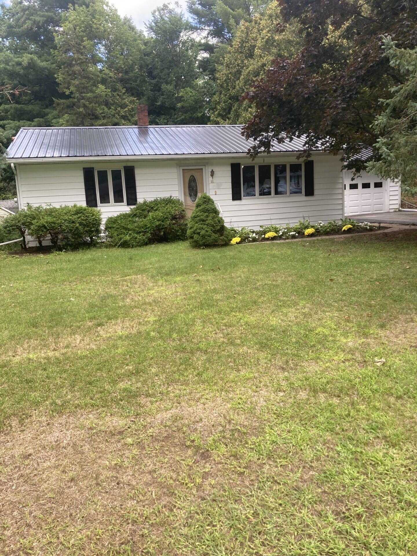 18 Scott Drive