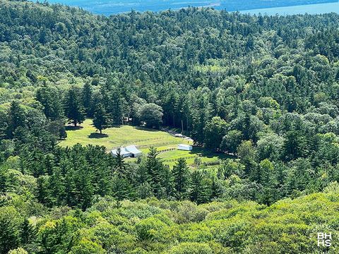 287 Halds Road Westport NY 12993