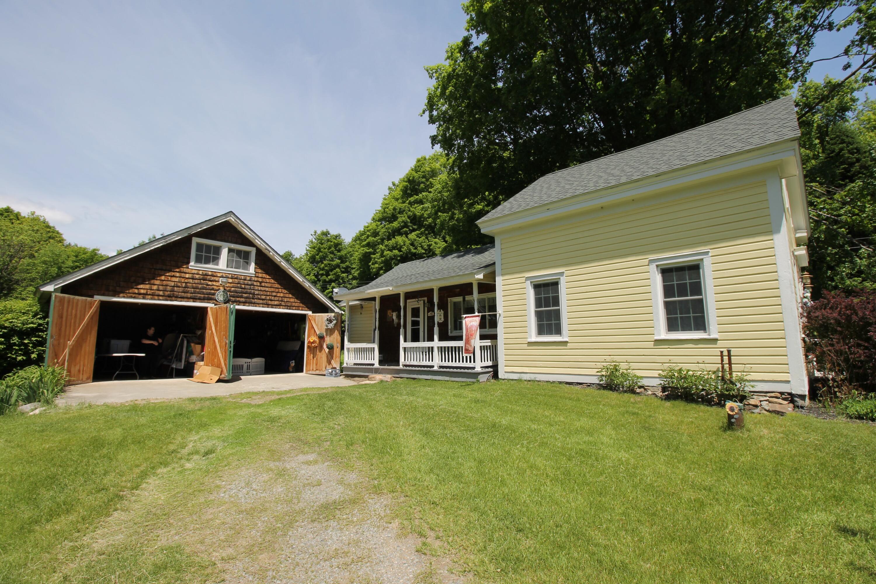 551 Lake Shore Road