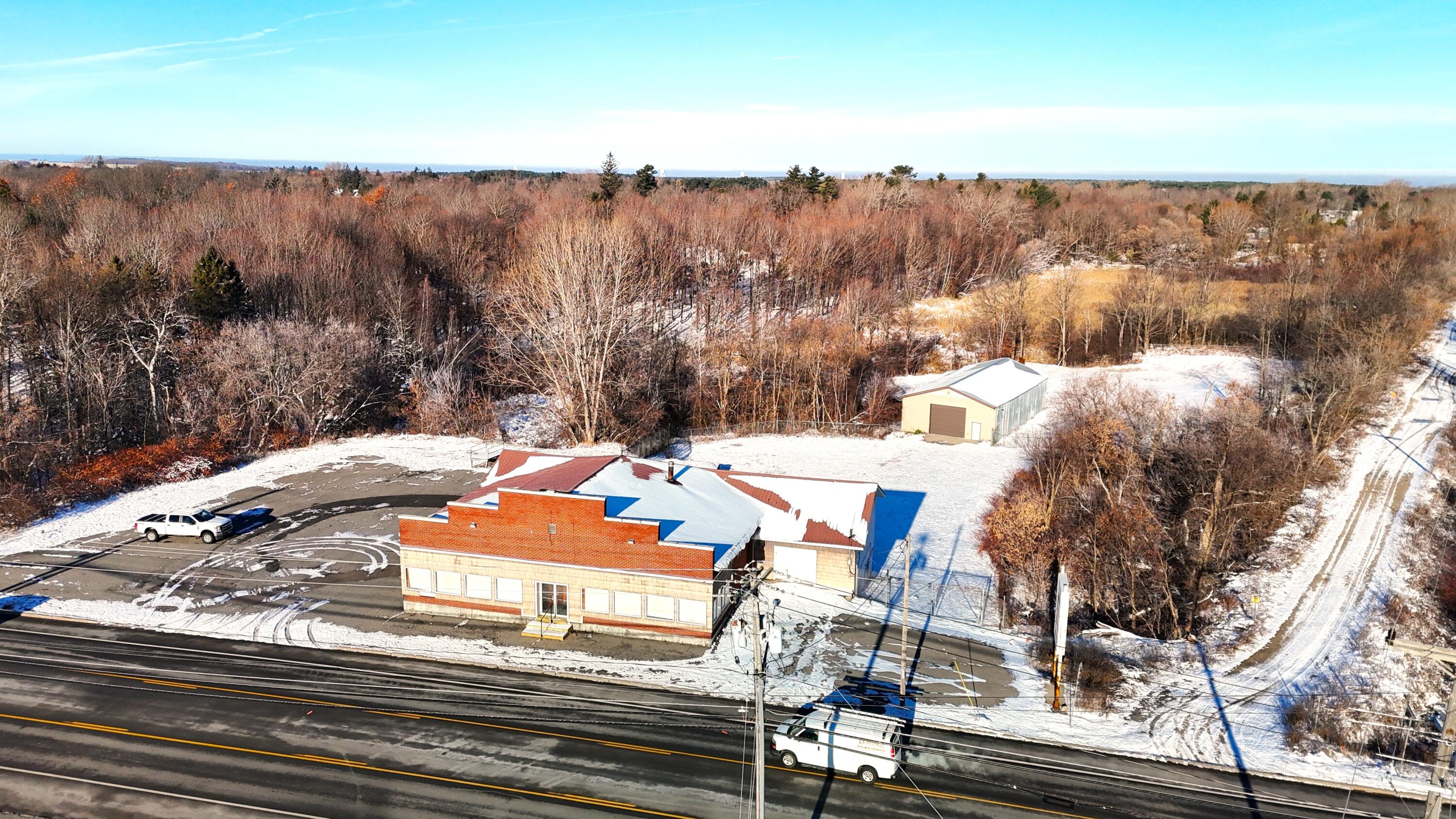 689 East Main Street