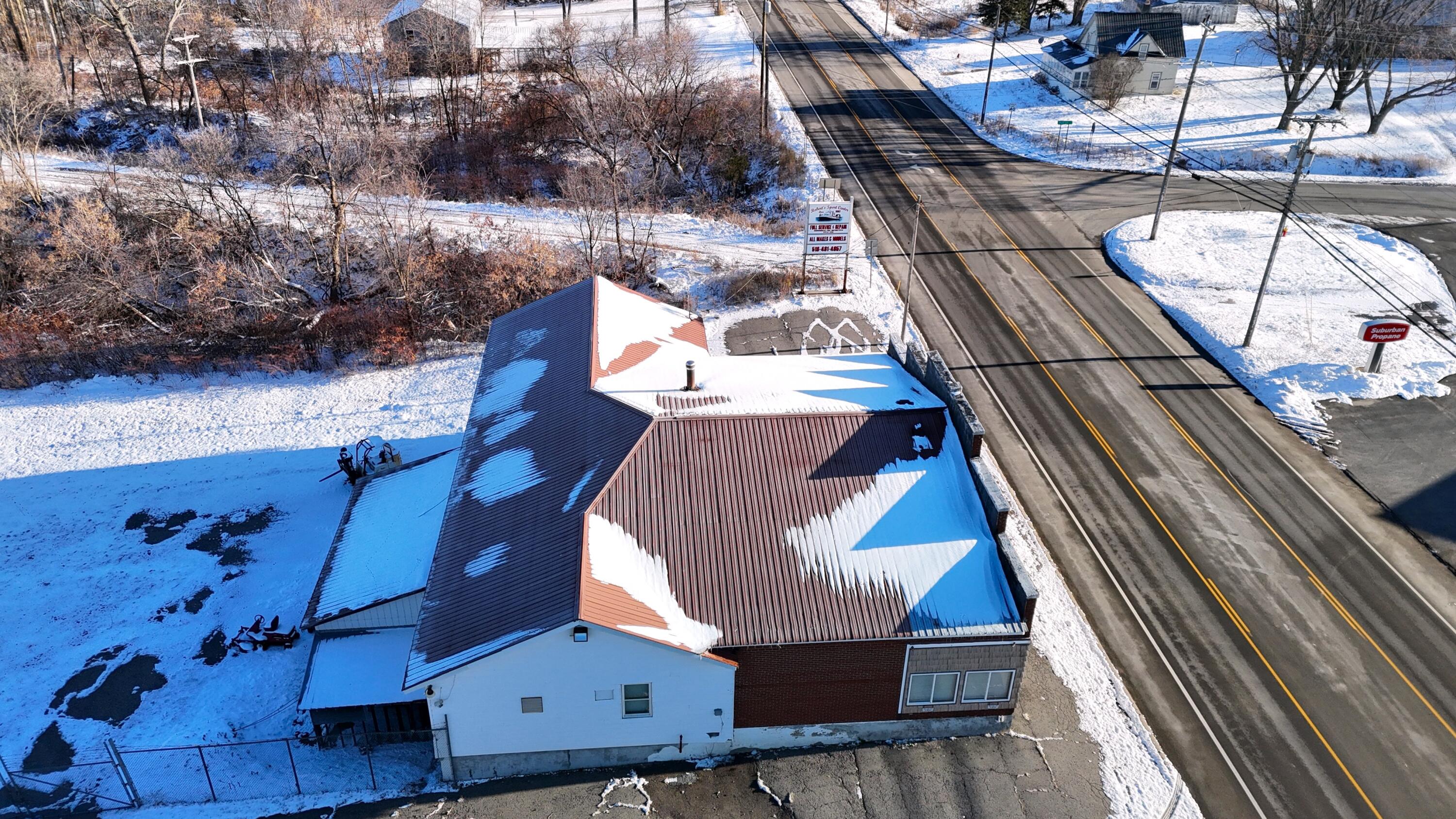 689 East Main Street