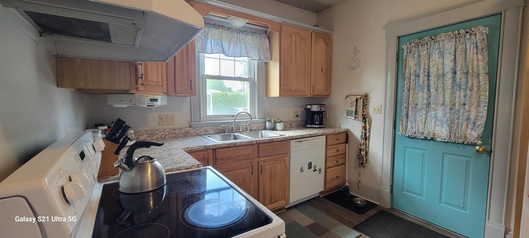 5247 N North Catherine Street, Plattsburgh, New York image 10
