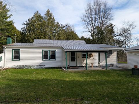 Homes For Sale - 92 Arnold Road<br/> Clinton County, Plattsburgh, NY 12901