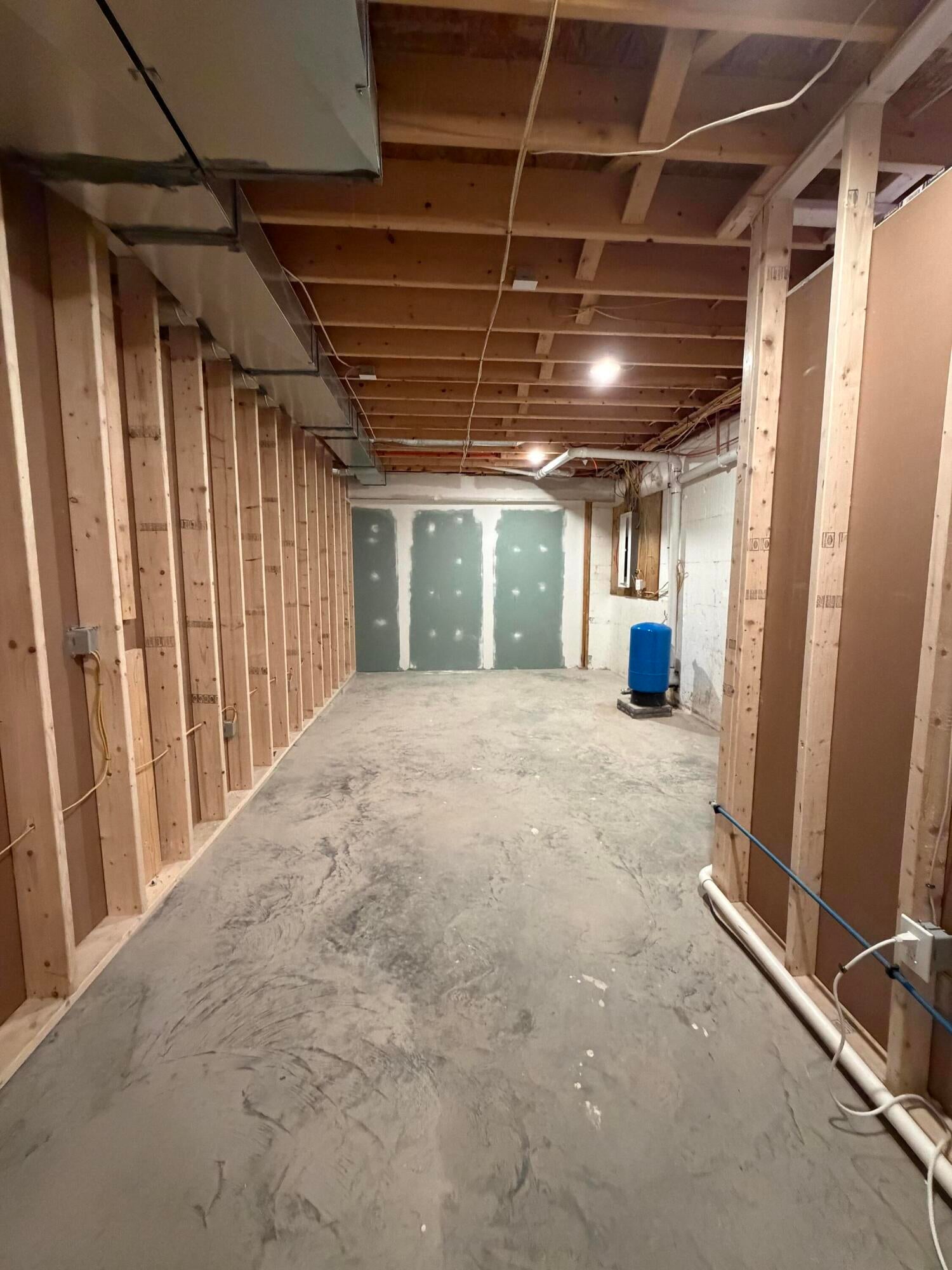 56 Outlet Drive