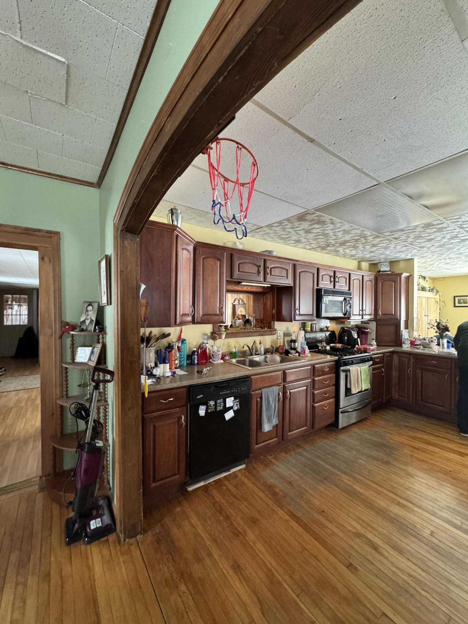 9 Franklin St Street, Chateaugay, New York image 6