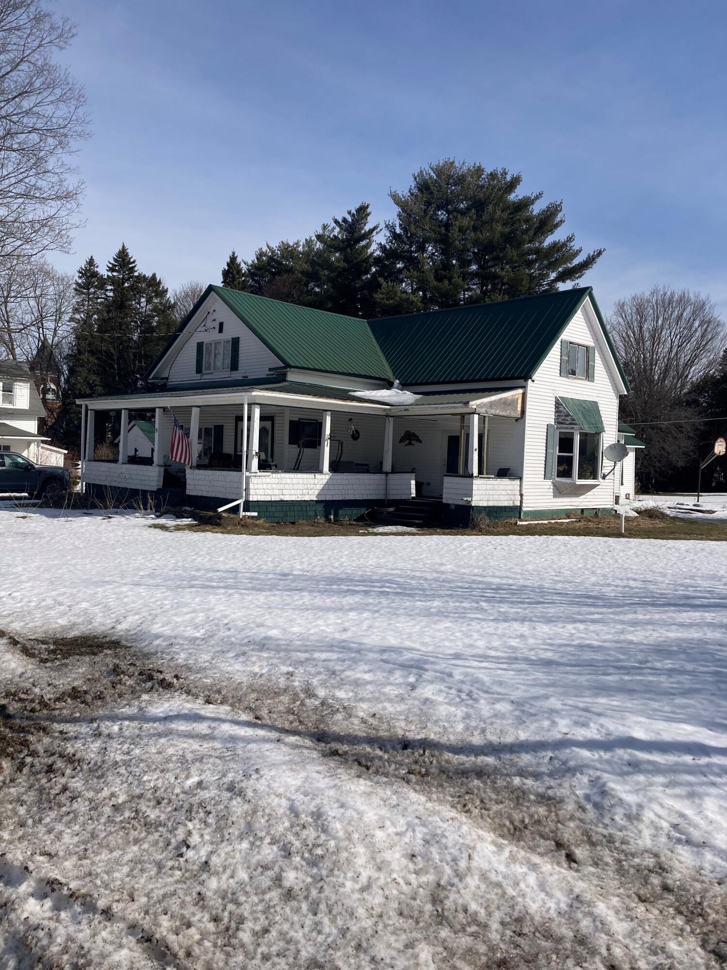 9 Franklin St Street, Chateaugay, New York image 2