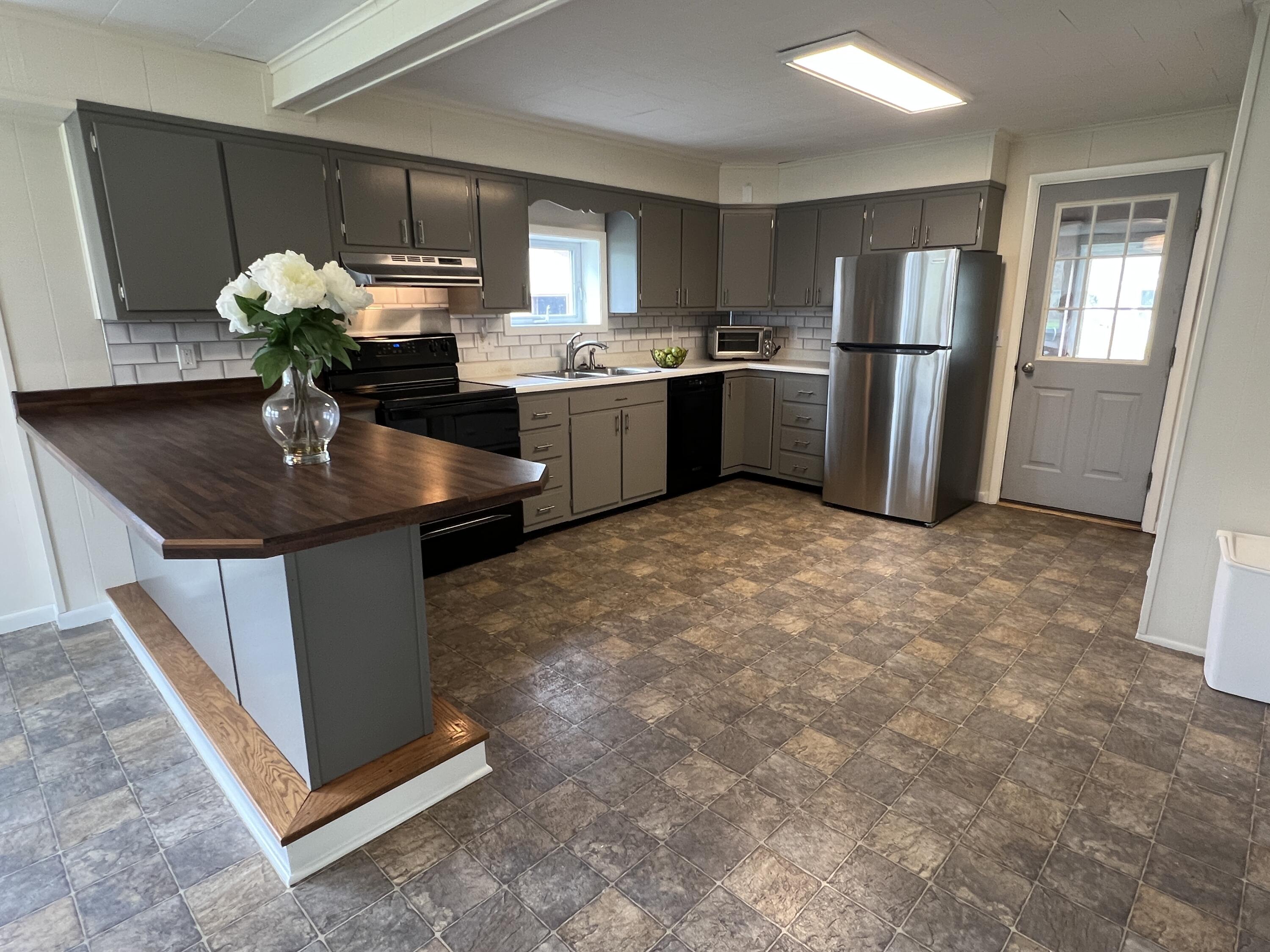 1257 Sunset Drive, Willsboro, New York image 4