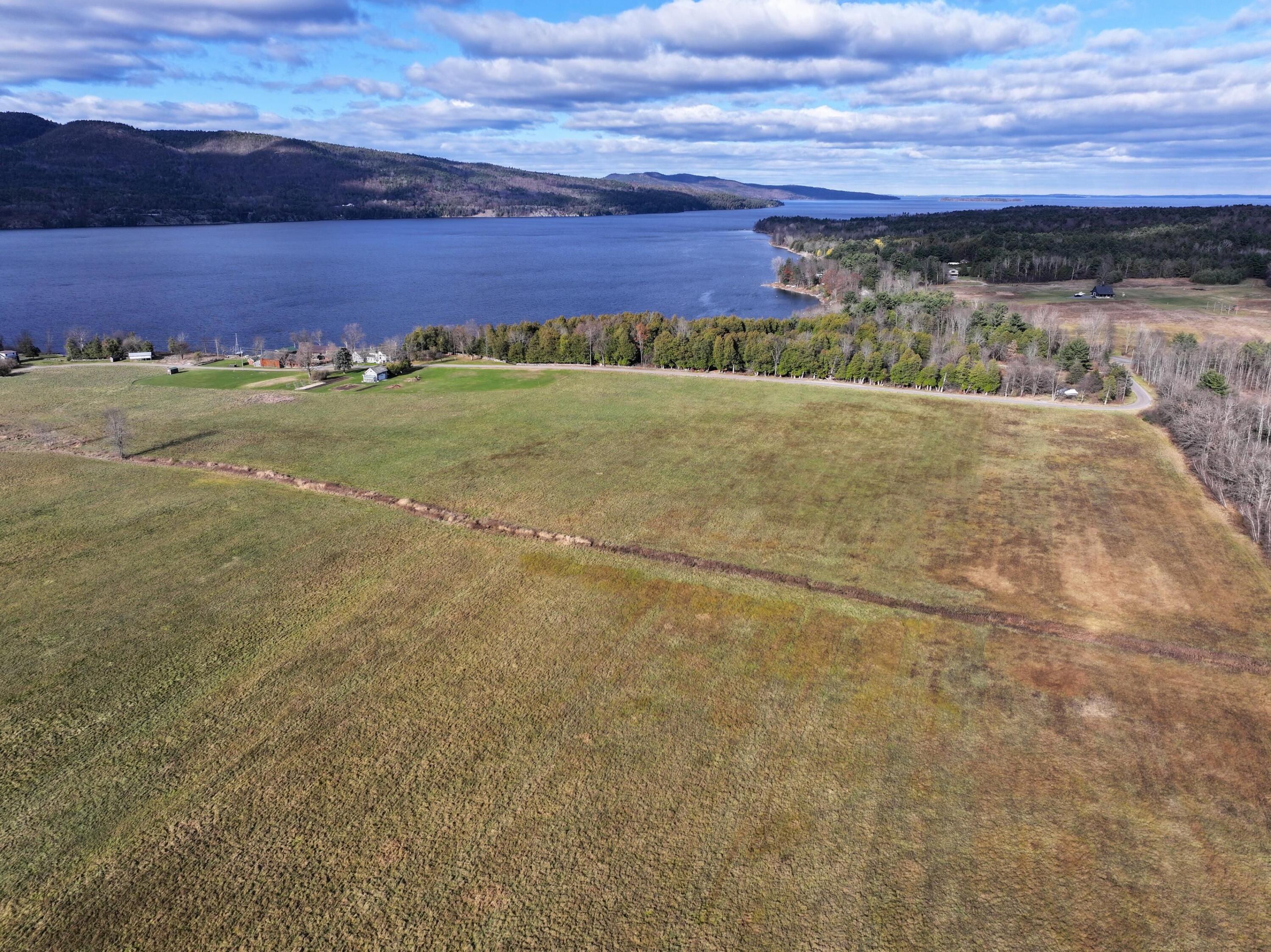 Ledge Lane, Willsboro, New York image 4