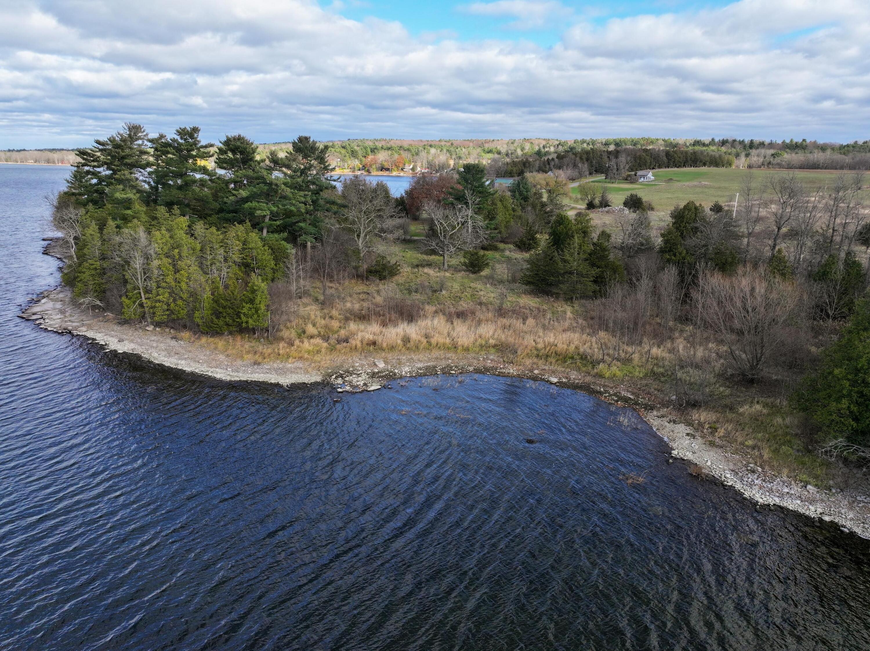 Ledge Lane, Willsboro, New York image 9