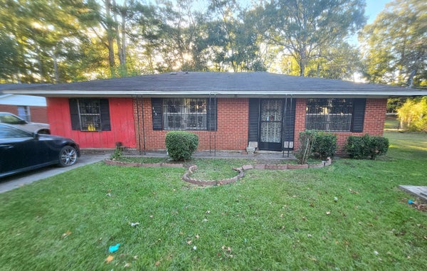197 SMITH ST, WEST POINT, MS 39773 - Image 2c17f0229e49a082d8b79f3aa9d494c2/3774405855