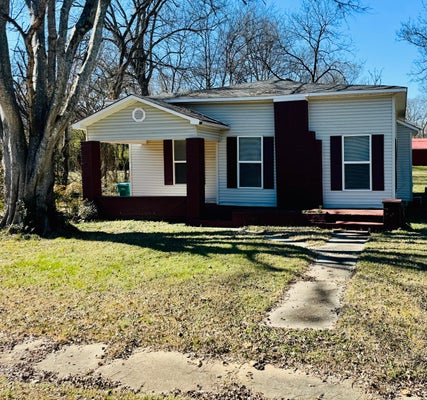 111 S OLIVE ST, OKOLONA, MS 38860 - Image 9447b4d9d18a4510e502b2be58f4e31b/1751088446
