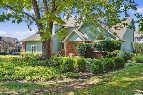 1129 PARKSIDE CIR, LAWRENCE, KS 66049 - Image 4e68eeff788e430fedb8afa314c168d7/3323469840