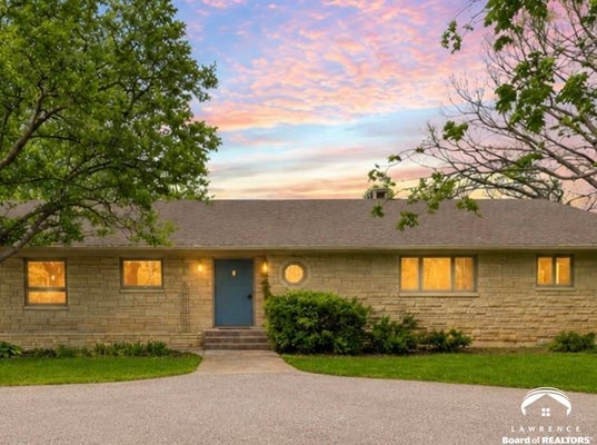 2400 ORCHARD LN, LAWRENCE, KS 66049 - Image 797372b1b3cc70e9aacdcee3db172f44/1664889500
