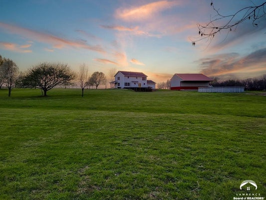 992 E 750TH RD, LAWRENCE, KS 66047 - Image e54e3bd28f49fe2aaea96d25bcd6cc72/3336718476
