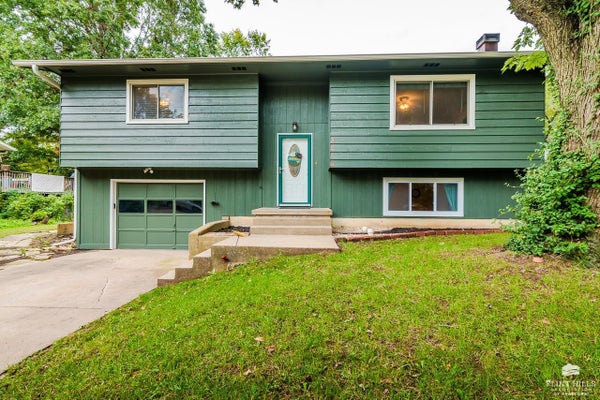 3216 ELLA LN, MANHATTAN, KS 66502 - Image 29e66e76b4aae2fd8092a4a2e91f6bdf/1961390922
